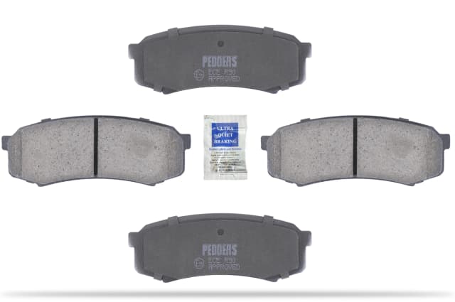 6820428 Rear Brake Pads